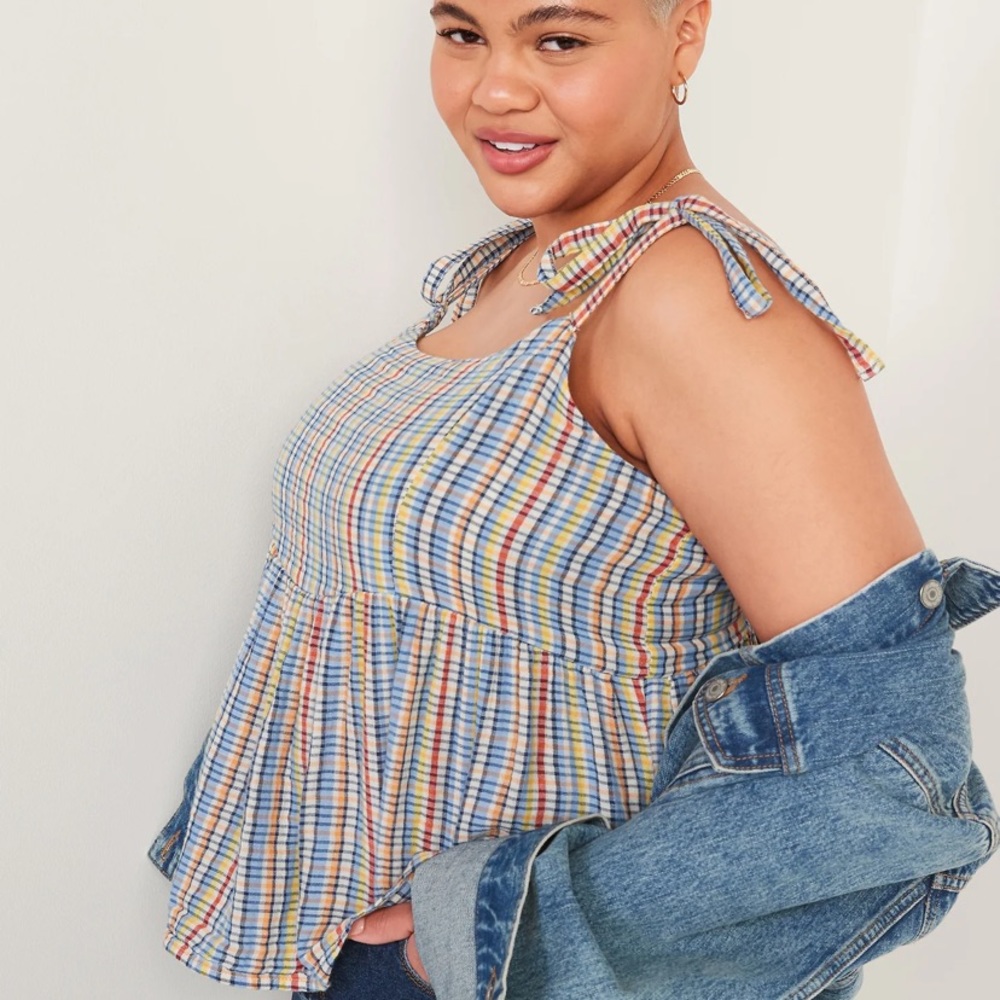 BOGO 🤑 - OLD NAVY PLAID TIE-STRAP SWING CAMI TOP
